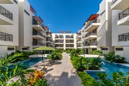 1Bd Suite W/ Private Balcony + Pool in Aldea Zama