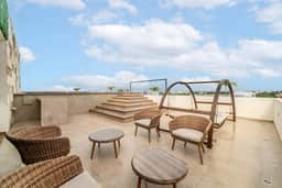 2 BR Oasis w/ Incredible Rooftop Pool + Views
