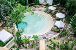 Stylish 1BD Retreat with Swim-Up Pool