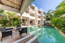 Lux 1 BR w/ Rooftop Pool in Tulum Jungle @ Paraiso