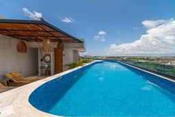 2 BR w/ Direct Walk-out to Pool + Sauna, Gym