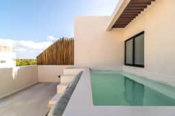 Cozzy 3BR  PH w/ private plunge pooll+ Close to Beach