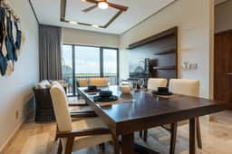 Luxury 2 BR PH w/Private Pool, Walk to Beach