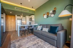 Modern Studio | Gym + Rooftop Pool, Free Parking