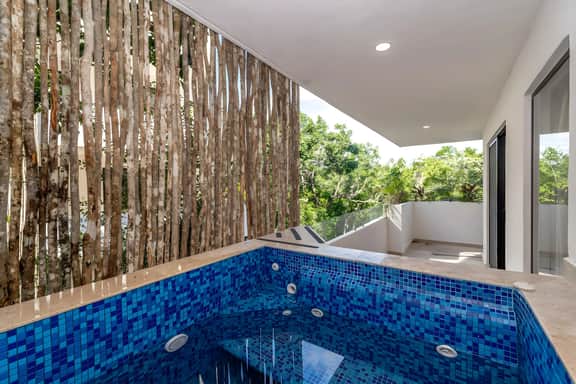 Lux 2 BD Suite w/ Private Plunge Pool + Terrace