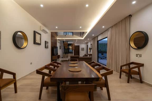Villa Amalia, 5 bdr w/Private Pool in Aldea  Zama