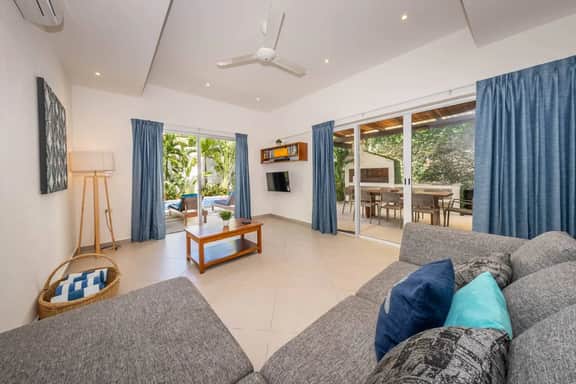 Casa Kinam | Chic 4BR Villa w/ Pool in La Veleta