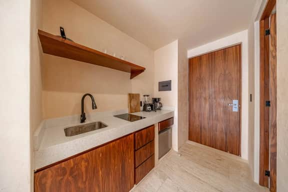Peaceful Studio Retreat with Hot Tub & King Bed
