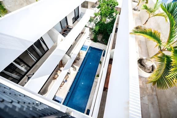 Tulum 2BR Retreat/Rooftop Pool, Gym, Movie Theatre