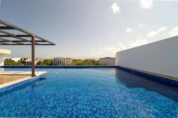 Lux Studio w/ Private Plunge Pool + Gym | Lik Zama