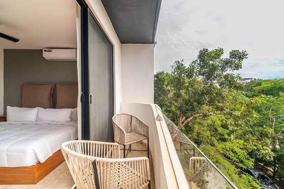 King Studio w/ Balcony, Rooftop Pool | Aldea Zama