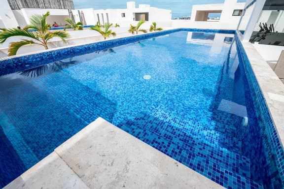 Tulum 2BR Retreat/Rooftop Pool, Gym, Movie Theatre